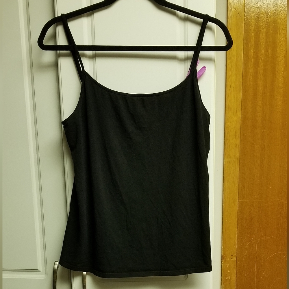 🍁🌺Attitude camisole with adjustable straps